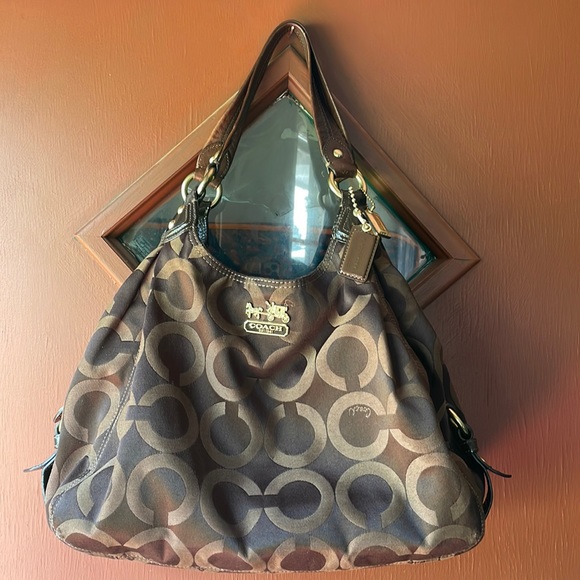 Coach Madison Handbag - Picture 1 of 10